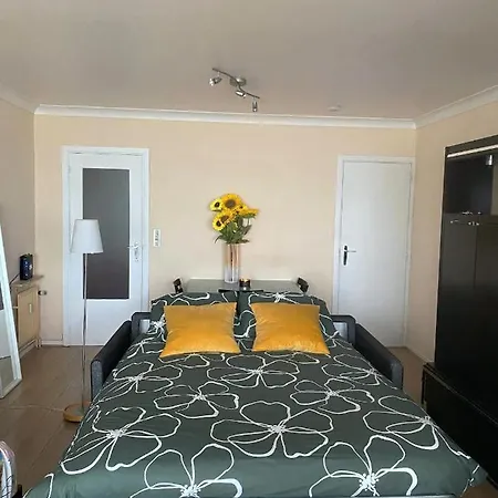Beautiful 1-bed In